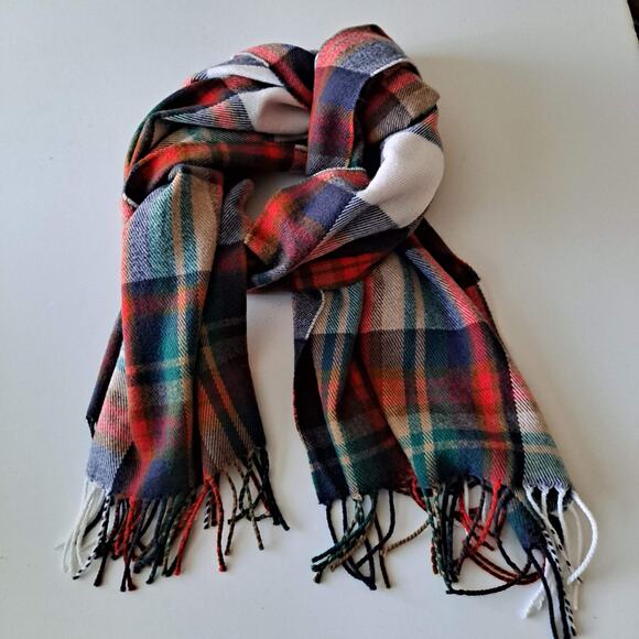 J. Crew Red Green & Beige Plaid Rectangular Scarf with Fringes - Size 25" x 77" - Picture 6 of 16